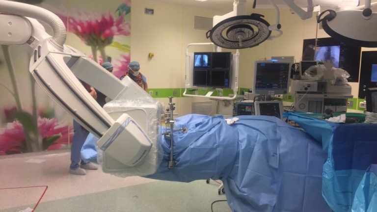 Hadassah-Surgeons-Perform-Worlds-First-Ever-Dual-Robotic-Surgery-in-Jerusalem-768x432.jpg